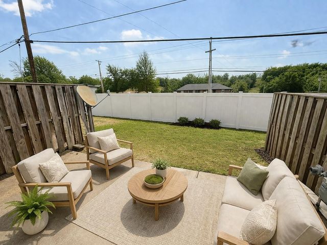 1201 S OLD HWY 63 108, Columbia, MO 65201