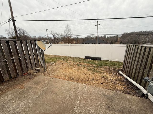 1201 S OLD HWY 63 108, Columbia, MO 65201