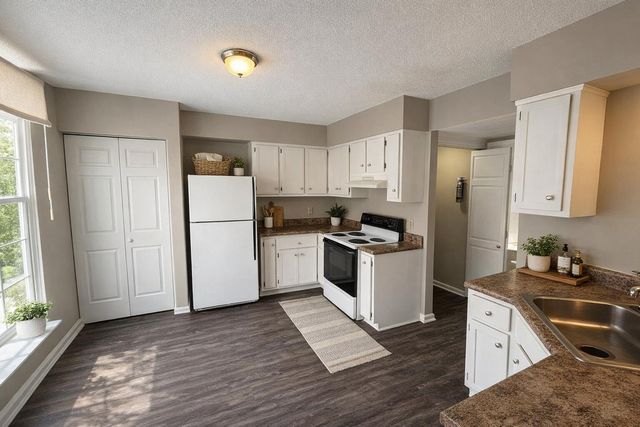 1201 S OLD HWY 63 108, Columbia, MO 65201