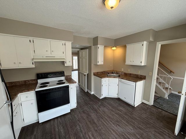 1201 S OLD HWY 63 108, Columbia, MO 65201