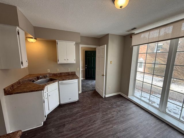 1201 S OLD HWY 63 108, Columbia, MO 65201