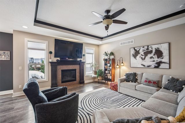 2400 NE 8th Street, Grimes, IA 50111