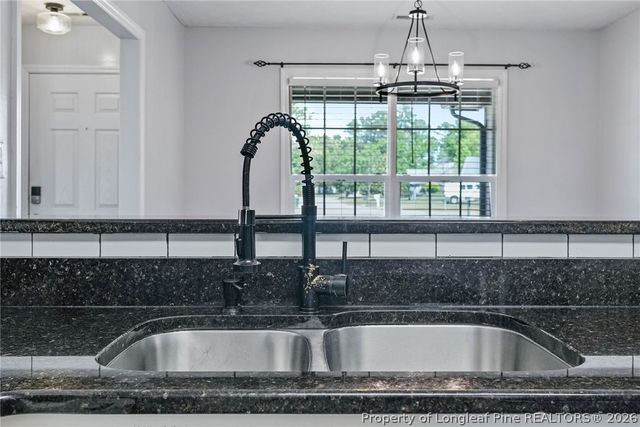 114 Kensington Court, Raeford, NC 28376