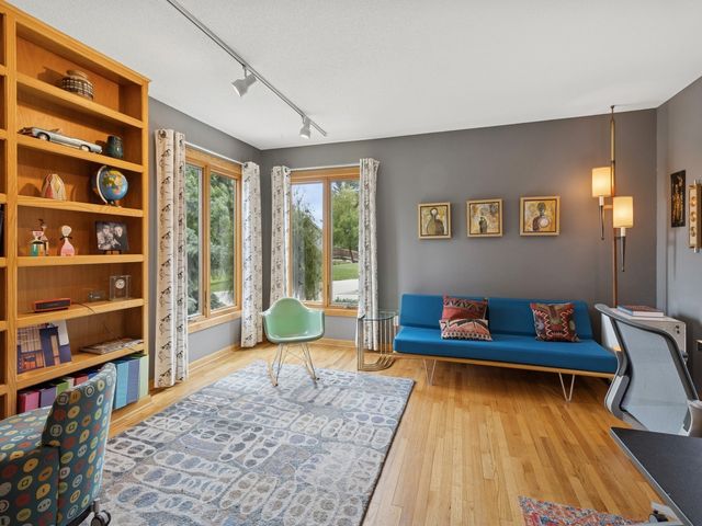 2900 Virginia Place, Des Moines, IA 50321