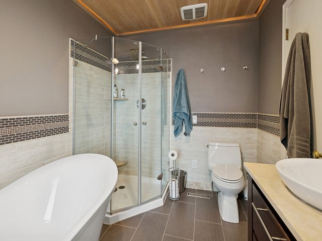 2900 Virginia Place, Des Moines, IA 50321