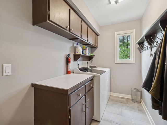 2900 Virginia Place, Des Moines, IA 50321