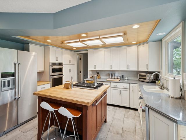 2900 Virginia Place, Des Moines, IA 50321