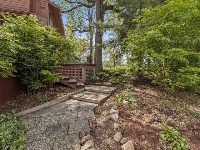 2900 Virginia Place, Des Moines, IA 50321