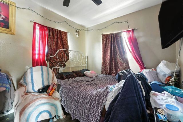 4096 Epsilon St., San Diego, CA 92113