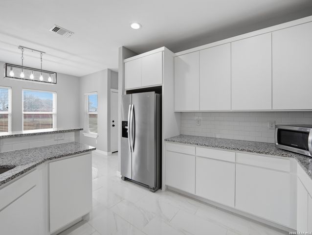 11319 Par One, San Antonio, TX 78221