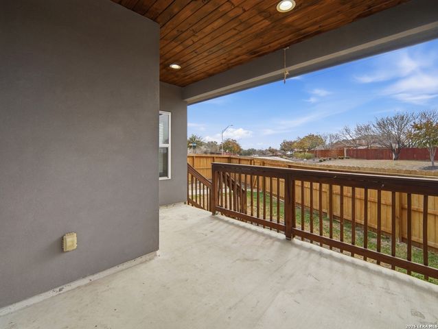 11319 Par One, San Antonio, TX 78221