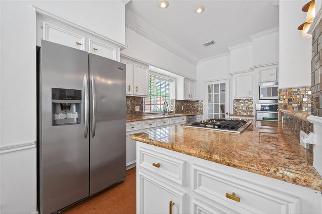 5915 Sean Court, Humble, TX 77346