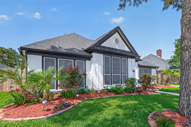 5915 Sean Court, Humble, TX 77346