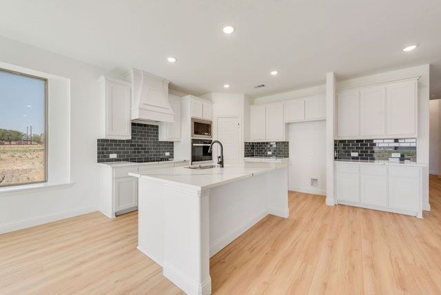 7006 Lilly Lane, Sanger, TX 76266