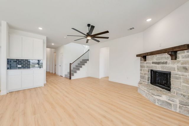 7006 Lilly Lane, Sanger, TX 76266
