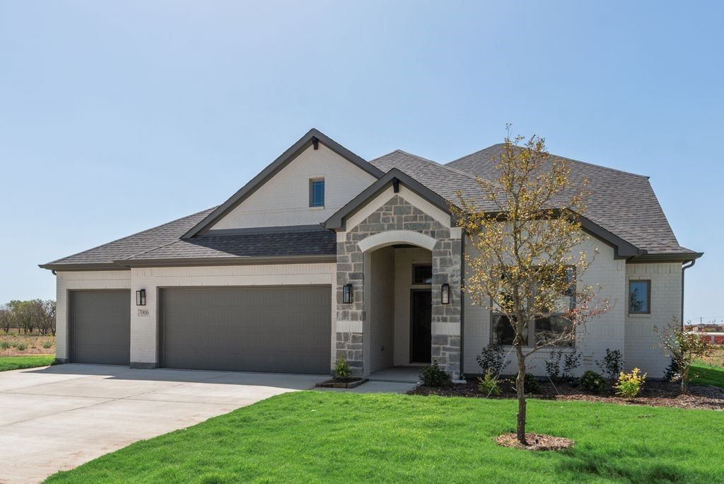 7006 Lilly Lane, Sanger, TX 76266