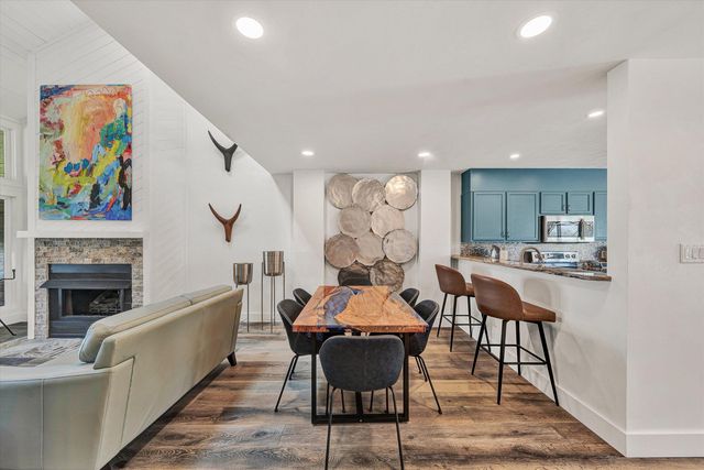 175 Clubhouse Tower DR, Moneta, VA 24121