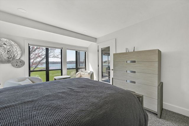 175 Clubhouse Tower DR, Moneta, VA 24121