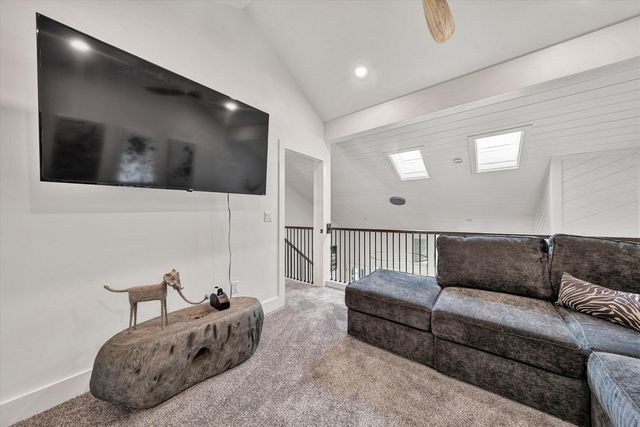 175 Clubhouse Tower DR, Moneta, VA 24121