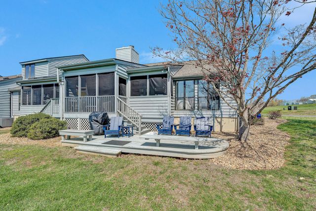 175 Clubhouse Tower DR, Moneta, VA 24121