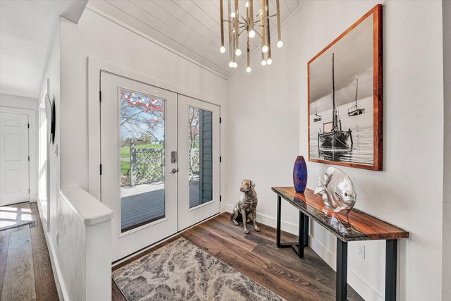 175 Clubhouse Tower DR, Moneta, VA 24121