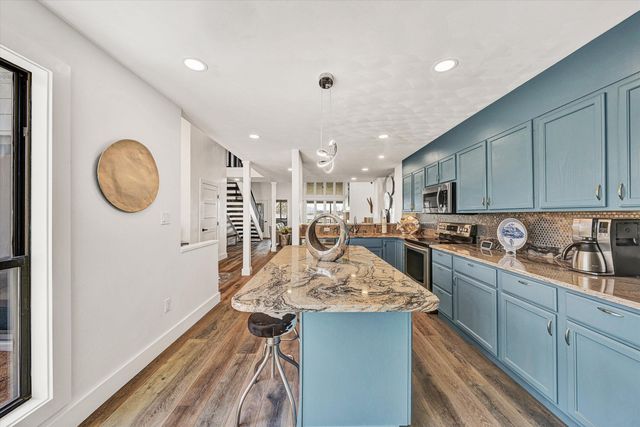 175 Clubhouse Tower DR, Moneta, VA 24121