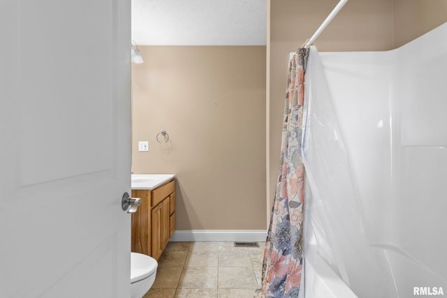 3508 WEXFORD Drive, Springfield, IL 62704