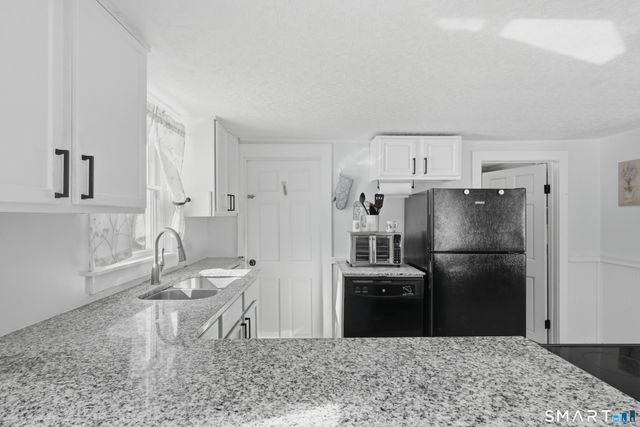 74 Riverside Drive, Thompson, CT 06277