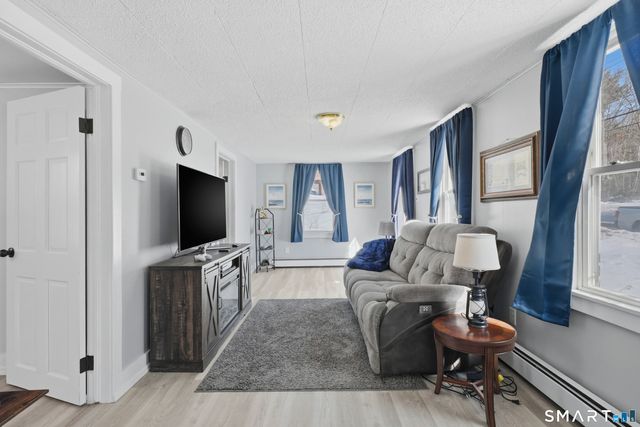 74 Riverside Drive, Thompson, CT 06277