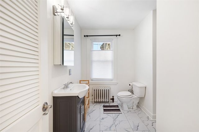 31 Washington Street, Warren, RI 02885