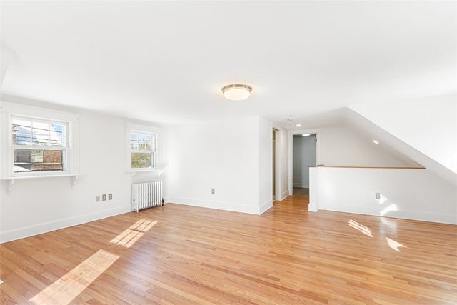 31 Washington Street, Warren, RI 02885