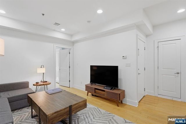 838 Park Avenue 2, Hoboken, NJ 07030