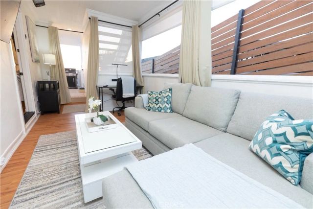 464 Bent Street B, Laguna Beach, CA 92651