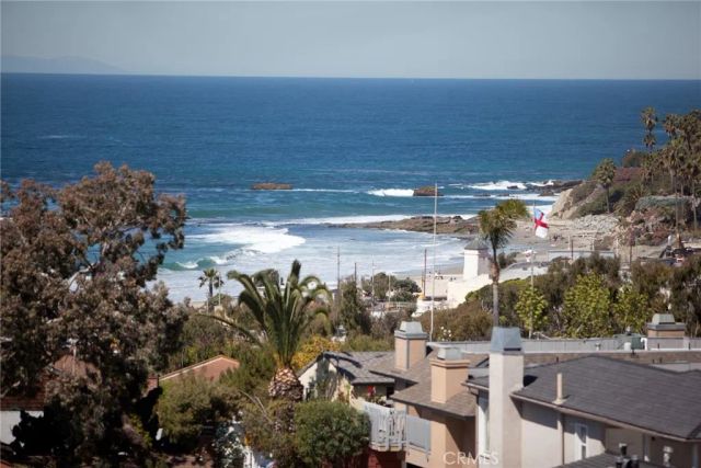 464 Bent Street B, Laguna Beach, CA 92651