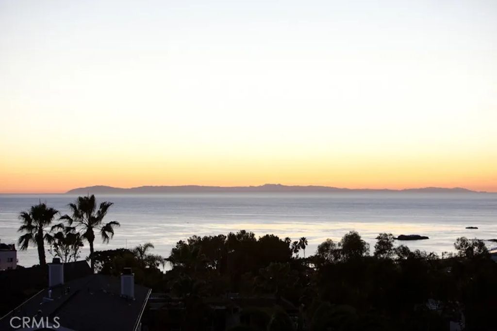 464 Bent Street B, Laguna Beach, CA 92651