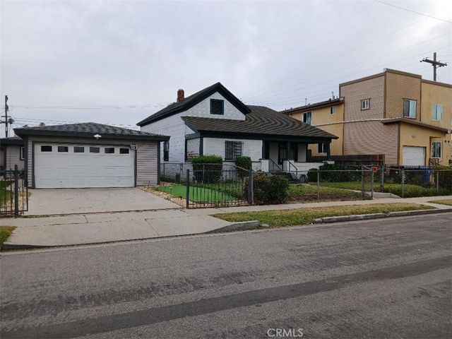 940 W 78th, Los Angeles, CA 90044