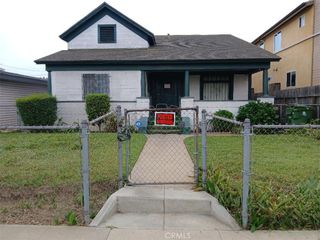 940 W 78th, Los Angeles, CA 90044