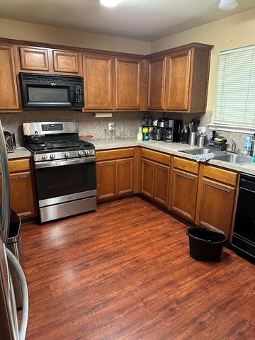 5707 Diane Oaks Drive, Spring, TX 77373