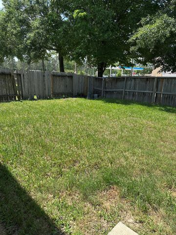 5707 Diane Oaks Drive, Spring, TX 77373