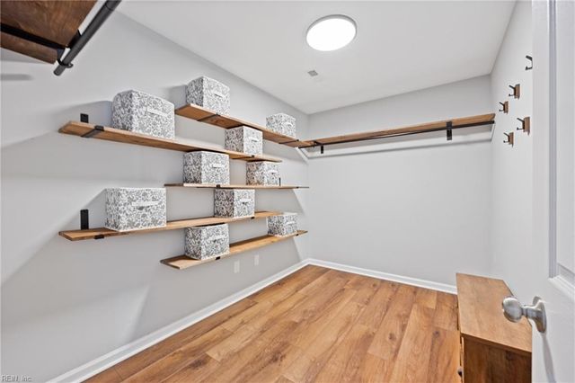 509 Ballahack RD, Chesapeake, VA 23322