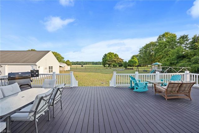 509 Ballahack RD, Chesapeake, VA 23322