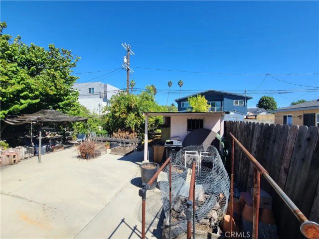 2016 Thurman Avenue, Los Angeles, CA 90016