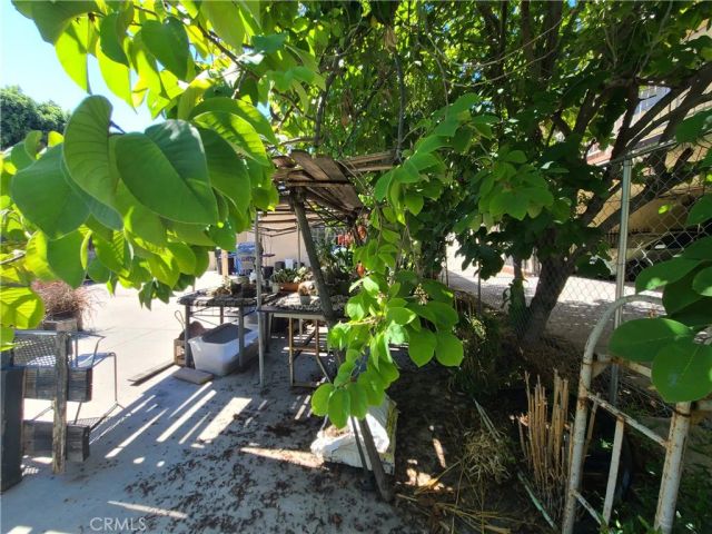2016 Thurman Avenue, Los Angeles, CA 90016