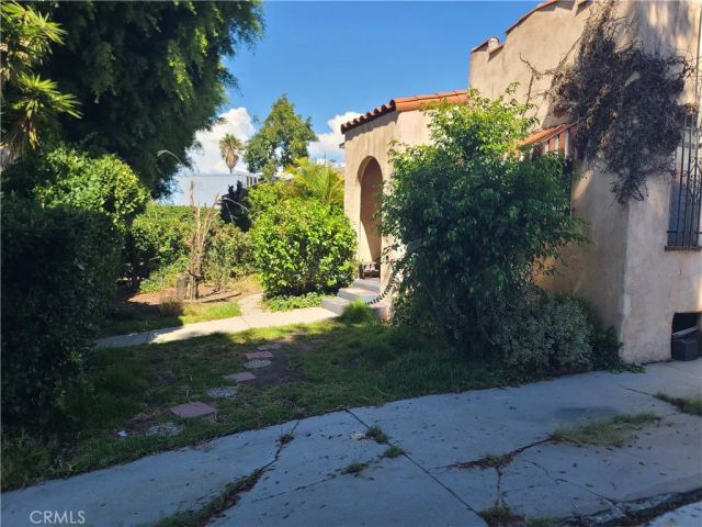 2016 Thurman Avenue, Los Angeles, CA 90016