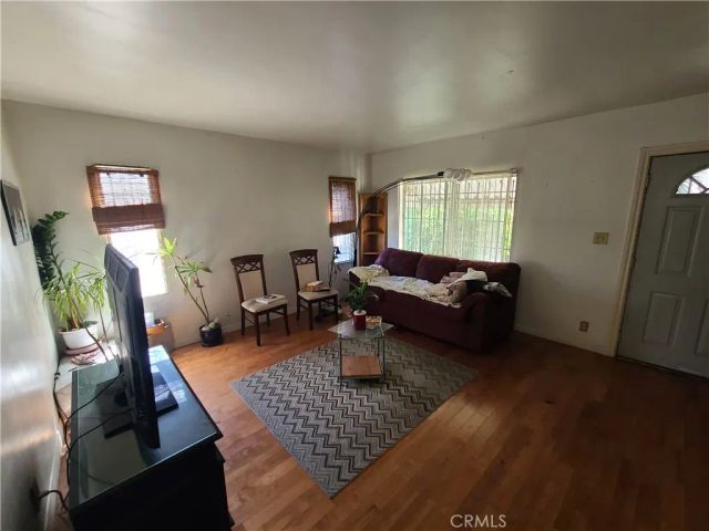 2016 Thurman Avenue, Los Angeles, CA 90016