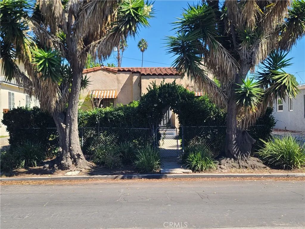 2016 Thurman Avenue, Los Angeles, CA 90016