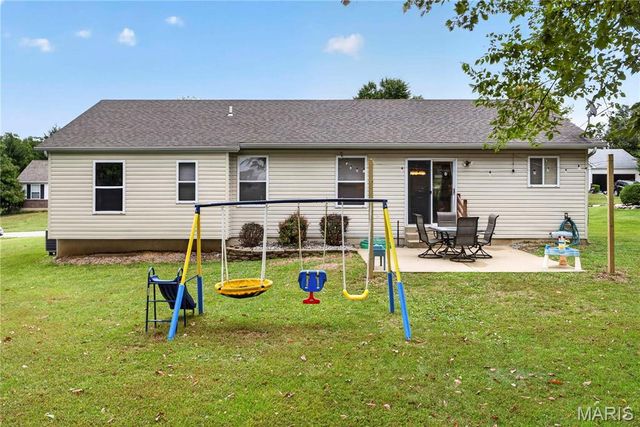 1683 Oakwood Drive, O'fallon, MO 63366