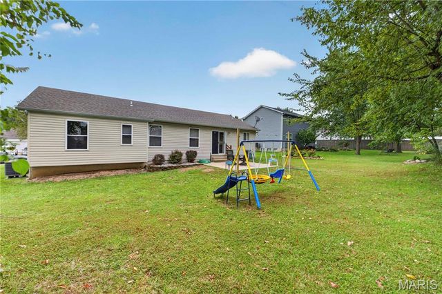 1683 Oakwood Drive, O'fallon, MO 63366