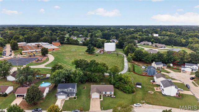 1683 Oakwood Drive, O'fallon, MO 63366