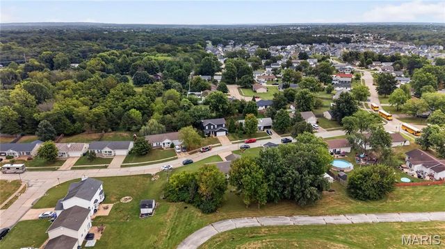 1683 Oakwood Drive, O'fallon, MO 63366